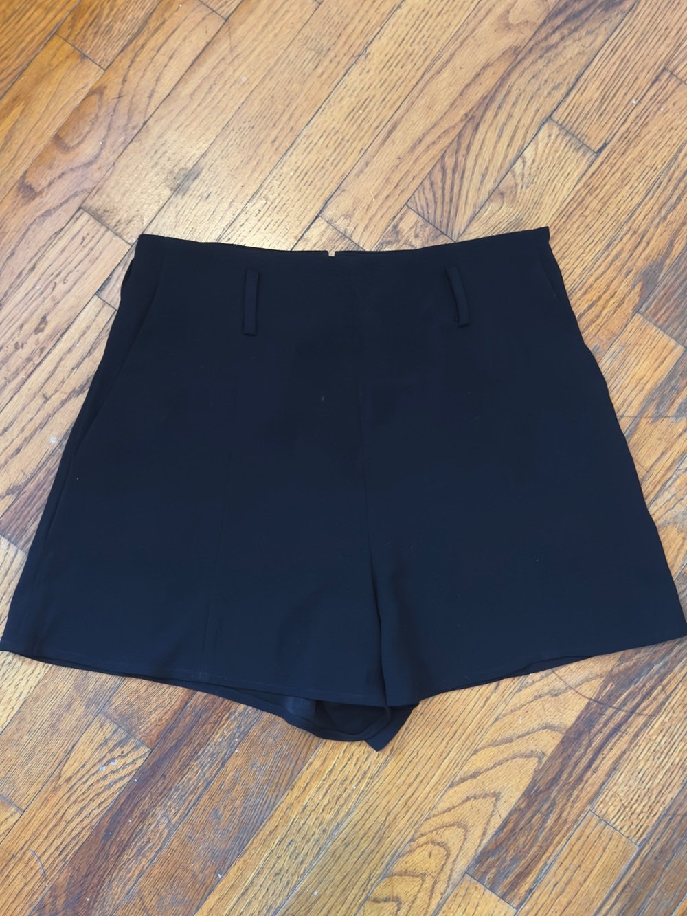 Babaton high waisted mini shorts - size 10